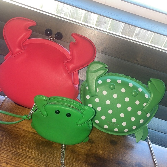 Kate Spade Shelly Green & Red Crabs Crossbody with Coin Purse, limited edition - Picture 3 of 9